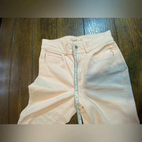 Levi High Rise Straight Crop Light Pink Size 27 B18 - Picture 7 of 7